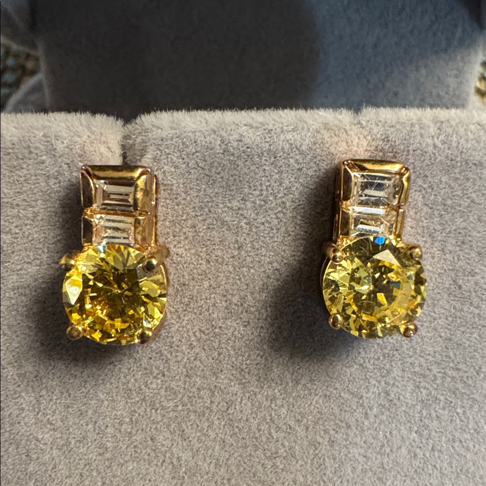 3098 Swarovski Crystal Elements Post Earrings - image 1
